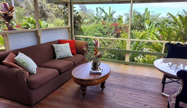 Tiny home Container Nature Homestead Farm Retreat in Paauilo