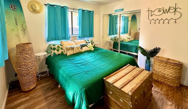 Dog-friendly stay with kitchenette, washer/dryer, & fitness room access