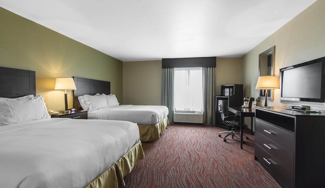 Holiday Inn Express Hotel & Suites Cullman by IHG in Cullman