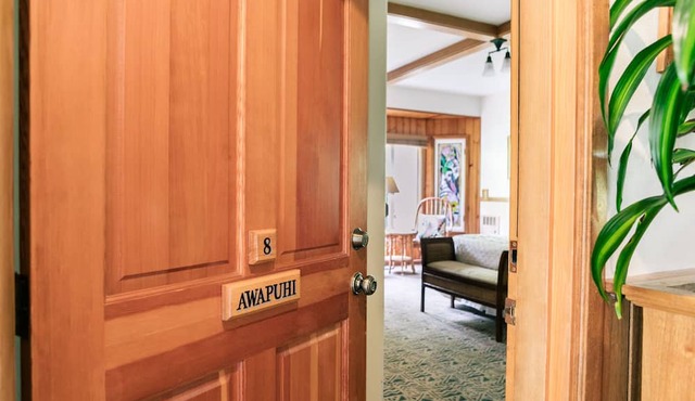 Kilauea Lodge and Restaurant