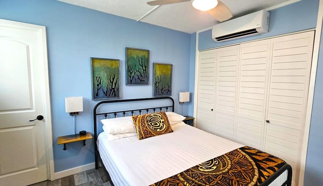 Scandia 203 - Sleeps 6, Full Kitchen, Free Parking, and 1 Block to the Beach