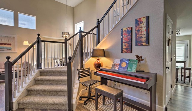 Spacious Parkview Home 12 Mi to Denver, Game Room in Thornton
