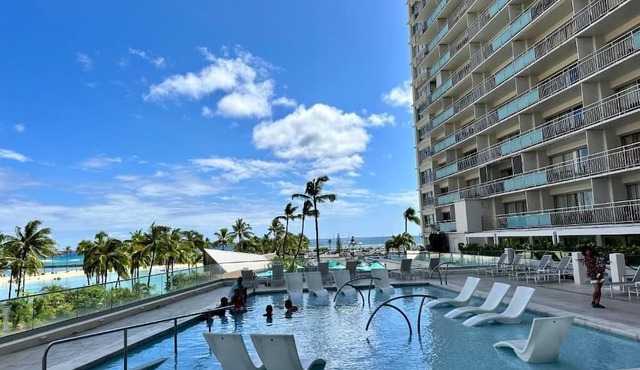 Resort Style with Hula Show, Fireworks and even Tiki Torches! in Honolulu