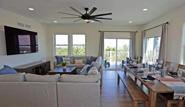 Laughter Beach House! LIFE, LOVE, LAUGHTER & INCREDIBLE VIEWS in Slaughter Beach