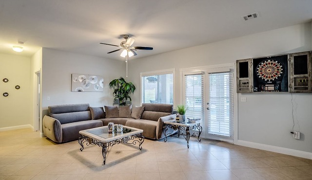 Vacation Ready 4 Bed/3 Bath with a Heated Pool & Spa in Henderson