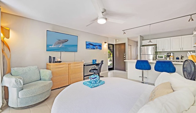 Island Charm Studio, 10 Minutes to Napili Beach in Lahaina