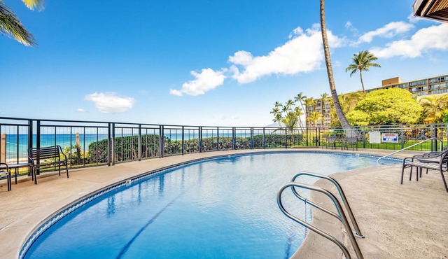 Garden view condo on beautiful Keawakapu beach.