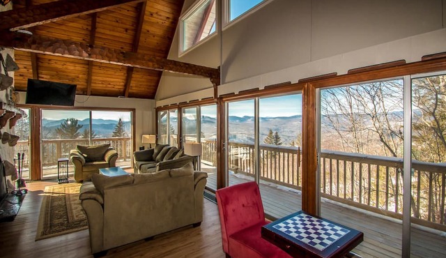 Breathtaking Mt Washington Views Jackson Chalet in Jackson