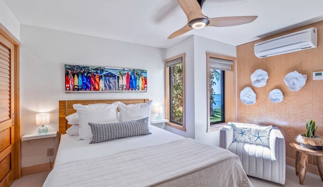 Easy Accessible Oceanfront Luxury Townhome in Puamana