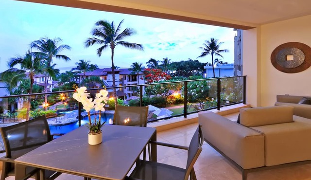 DIRECT BEACHFRONT 4Bd 3BA 3892 s.f. WAILEA PANORAMIC OCEAN & OUTER ISLAND VIEWS in Wailea