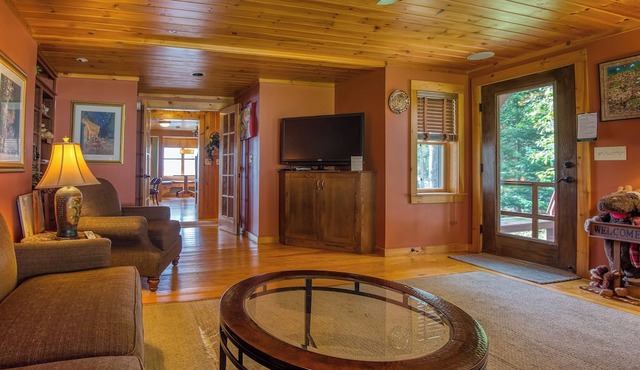 Windy Cross | Private Waterfront, Dock, Hot Tub & Ping Pong in Rangeley