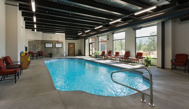 Corner Unit (Tamarron 590) - Great Views - Golf Privileges - AC in Durango