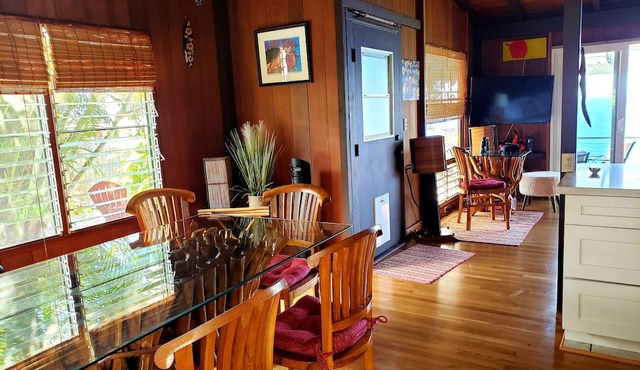 2 Bedrooms/2 Bath Oceanfront Cliff House On Hamakua Coast in Laupahoehoe
