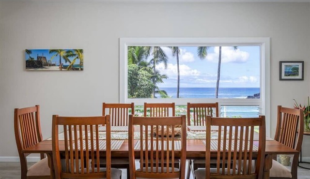 Oceanfront above He'eia Bay! Your own Family Friendly House and Cottage resort! in Kailua-Kona