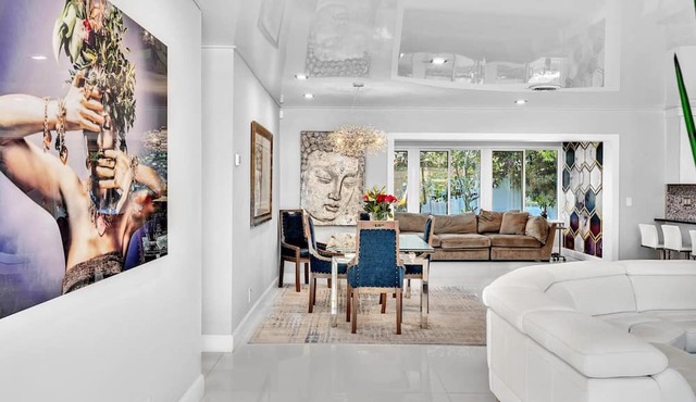Lighthouse Point Retreat:Heated Pool & 3 Ensuite Bedrooms with luxury mattresses in Lighthouse Point