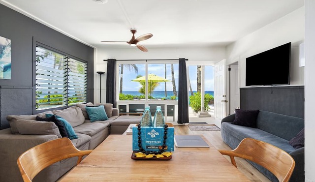 Bird Of Paradise @ Ke Iki Beach Bungalows ~ Daily Free Yoga~Sauna~Cold Plunge~AC in Haleiwa