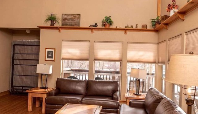 Weekend Getaway for Outdoor Recreation near San Isabel Forest in Colorado in Salida