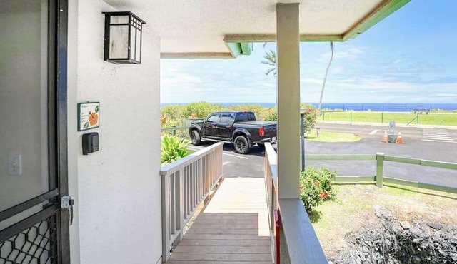 August Sale! Comfortable Kauai Villa with Beach Moments Away