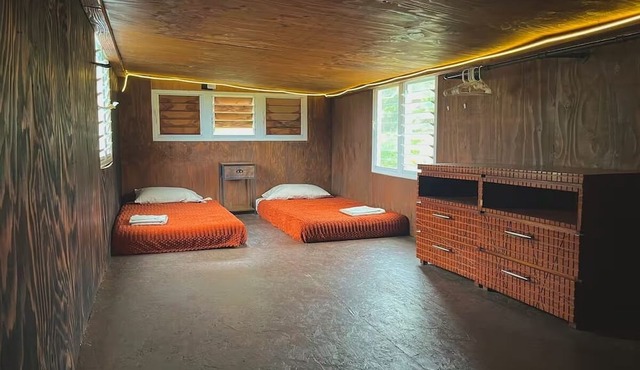 Majestic Mountain View Cabin - North Shore Oahu in Hauula