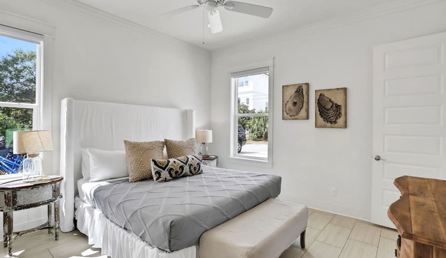 Luxury home with private pool, spacious in Inlet Beach