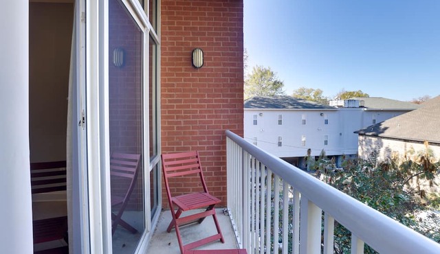 Tuscaloosa Condo: Steps to Bryant-Denny Stadium! in Tuscaloosa