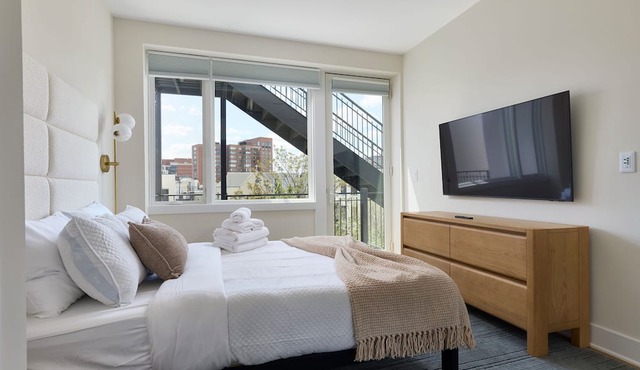 Bright 3BR Loft Hoboken Gem in Hoboken
