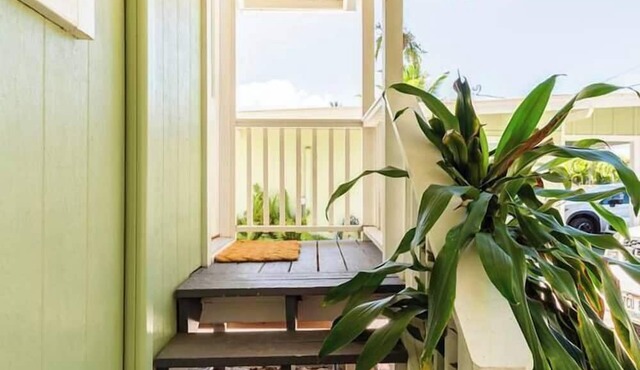 Bungalow A Cozy 1‑Bed Cold A/C Across Beach