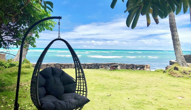 Oceanfront 2-Bedroom Retreat in Ewa Beach with AC, WiFi & Direct Beach Access in Ewa Beach