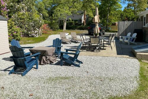 < 1 Mi to Craigville Beach: Home w/Patio & BBQ in Centerville
