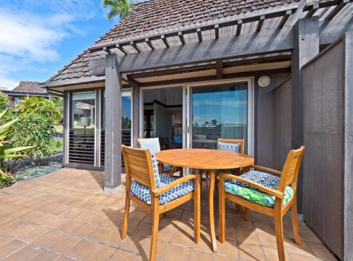 #04 Black Sand Beach Condo in Pahala